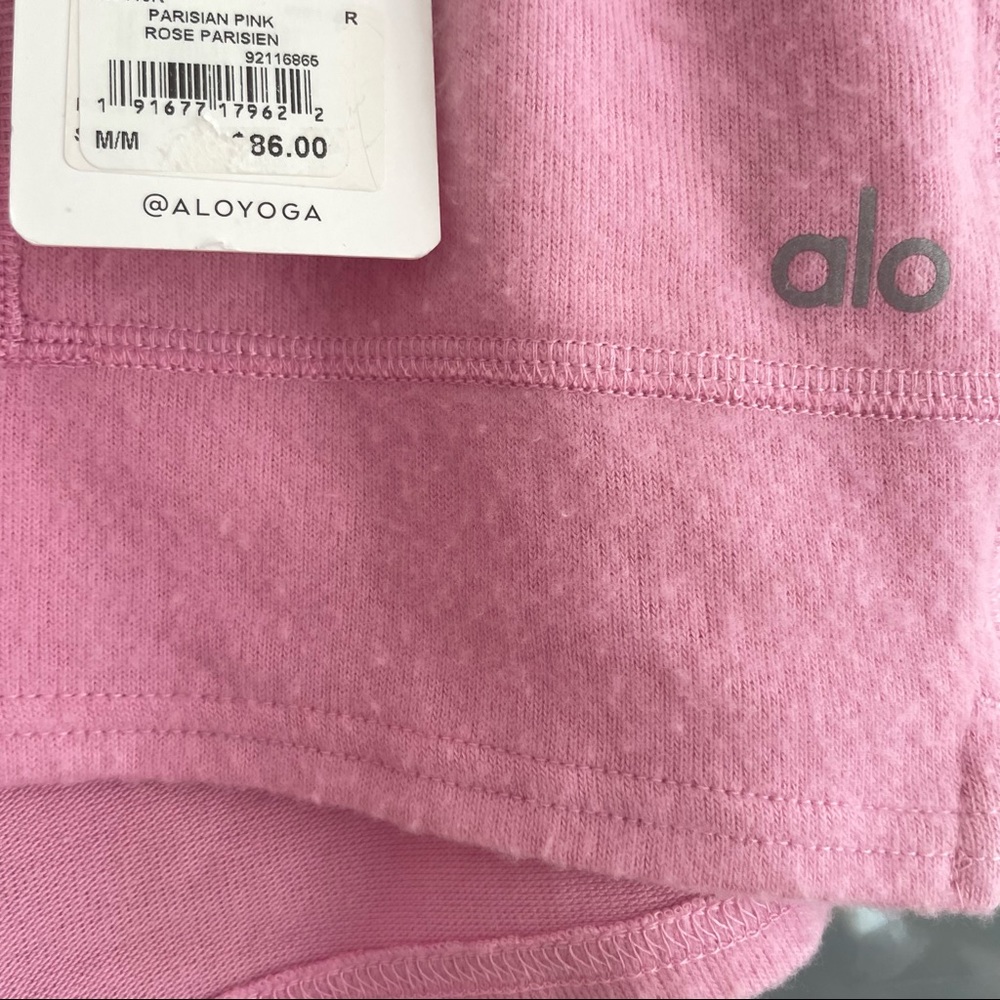 ALO Yoga Shorts - Picture 9 of 10